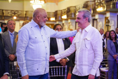 MINERD inicia programa de “Inglés para Vivir Mejor” “Roberto Fulcar afirma es “Un paso más hacia la transformación de la Educación”